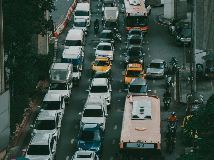 Phuket im Ausnahmezustand: Erdrutsche und Überschwemmungen lahmen die Stadt!