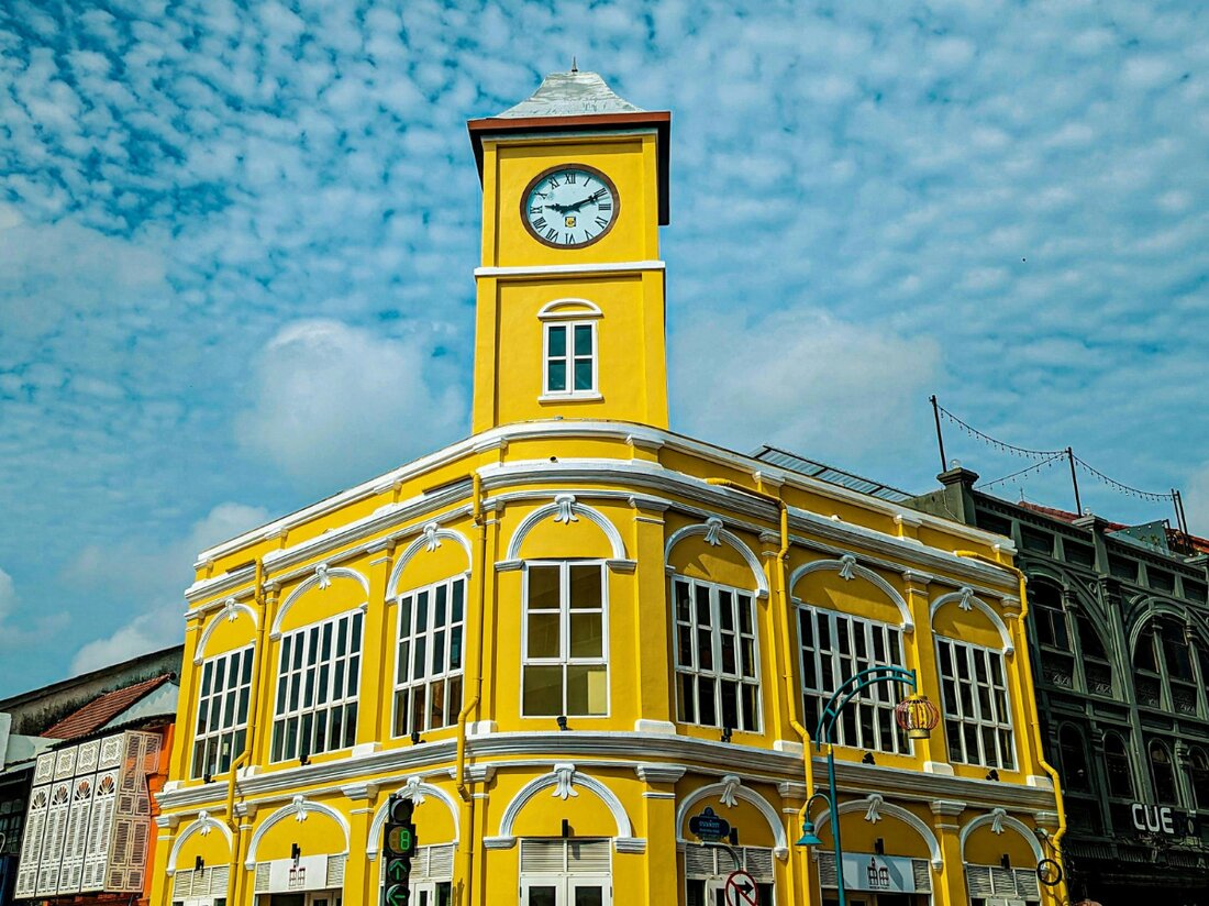 Robinson Lifestyle Center in Phuket eröffnet 2023 mit Fokus auf Tourismus, Kultur und nachhaltige Entwicklung. Erfahren Sie mehr!