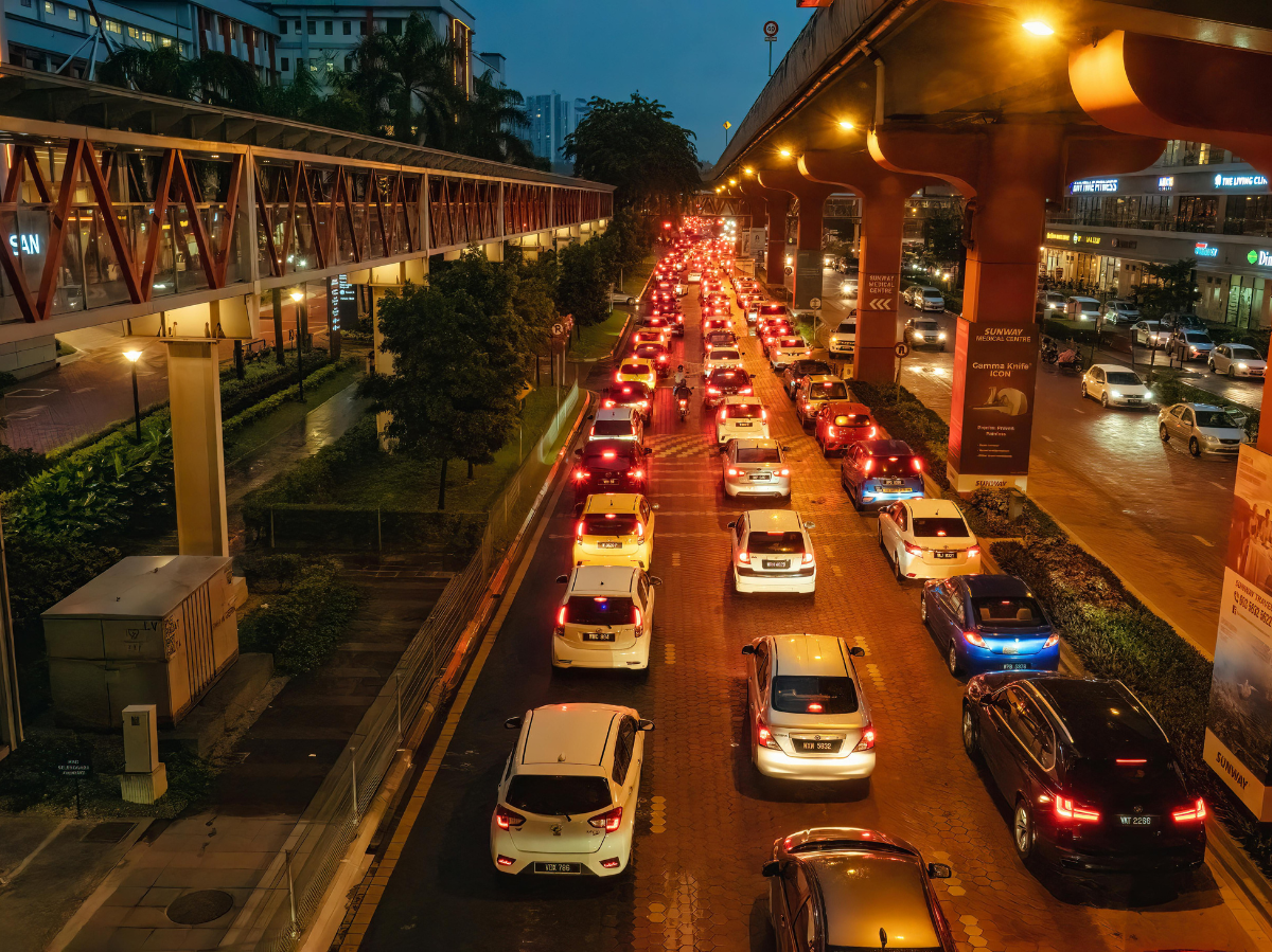 Bishkek-Osh Straße nach Schneelawine wieder geöffnet